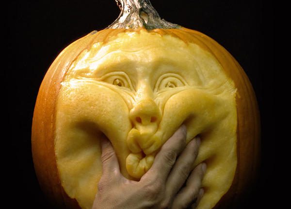 incredible pumpkin carving